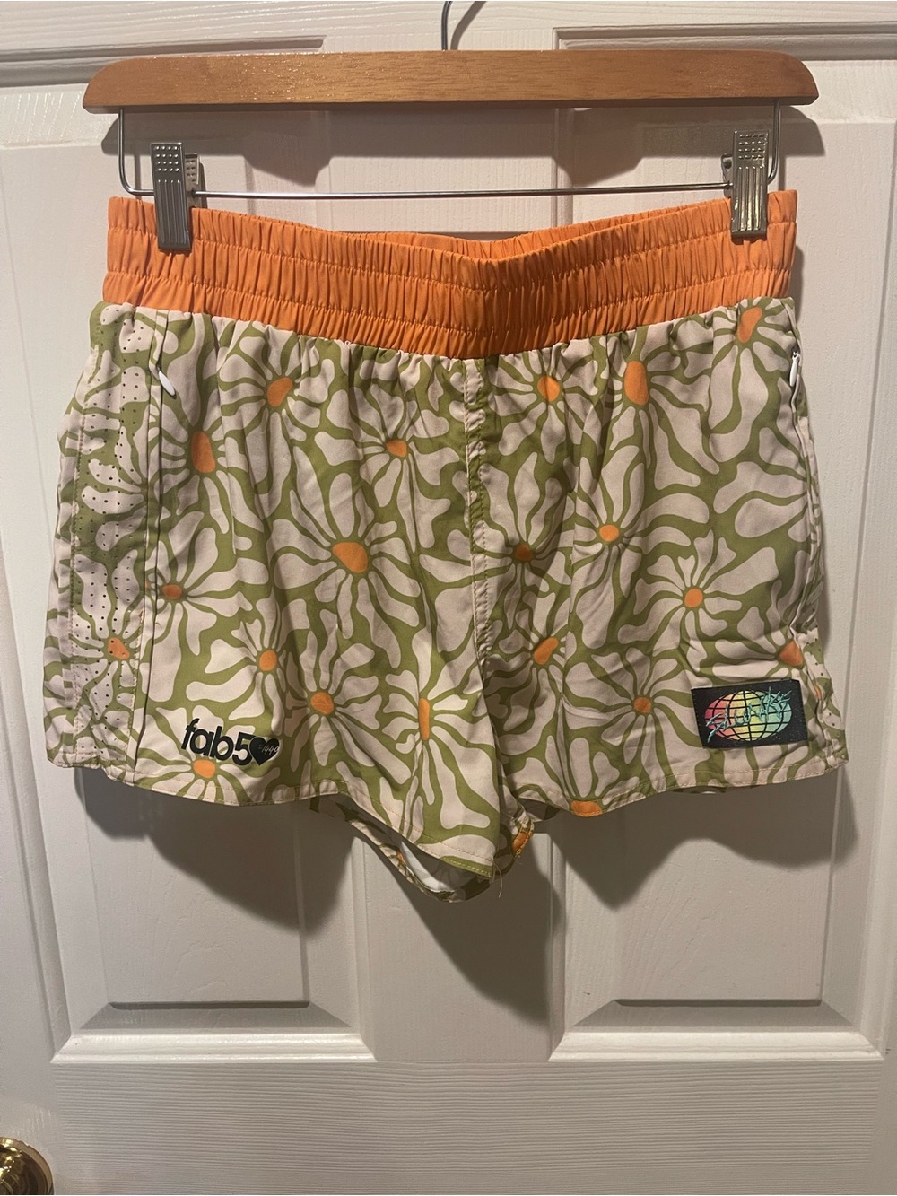 Slunks Far Outs Women's Shorts | Size Medium